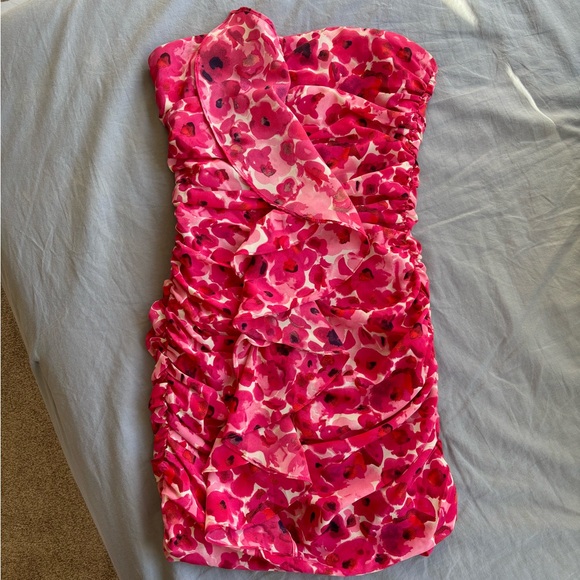 💖galentines sale💖 revolve ruffle mini - Picture 6 of 10